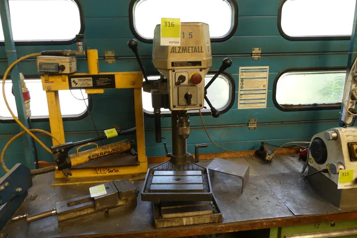 Alzmetall Fräs-/Bohrmaschine Modell: Alzstar 18-T/S